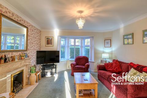 3 bedroom detached house for sale, Lodge Farm Drive, Norwich, Norfolk