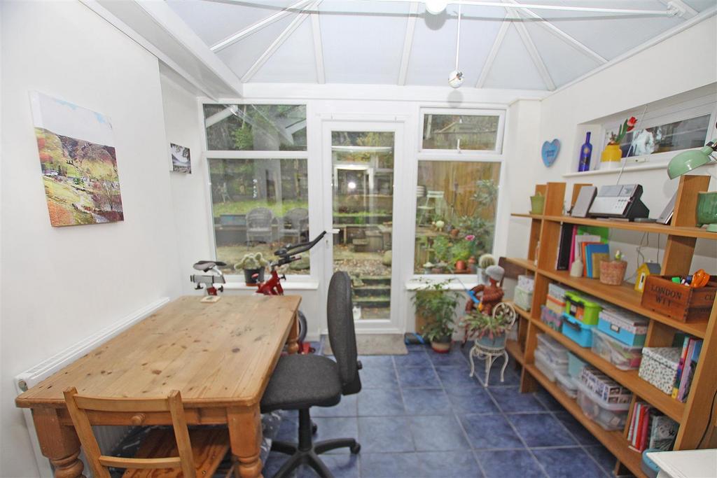 Garden room.jpg