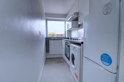 1 bedroom apartment to rent, Desborough Road, Buckinghamshire HP11