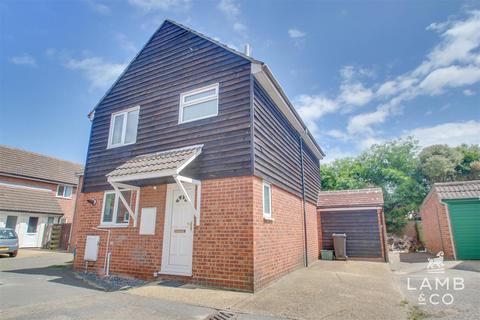 Wistaria Place, Clacton-On-Sea CO16
