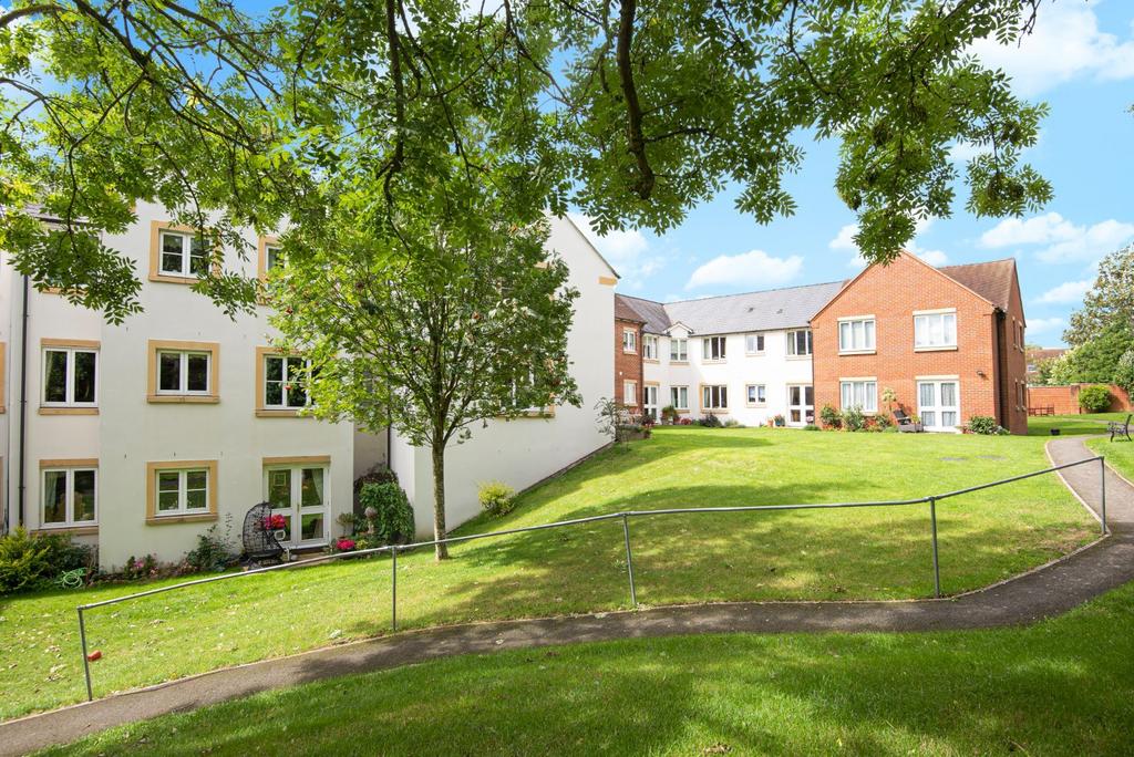 Dove Court