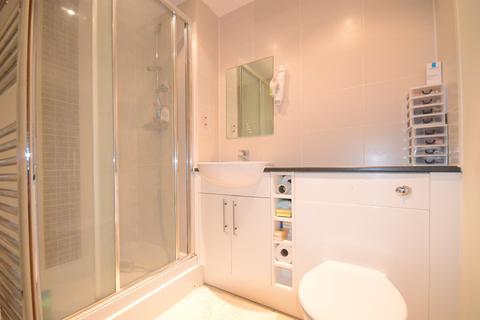 undefined, Queens Road, Caversham, Reading, RG4