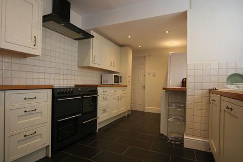 undefined, Central Road, Gloucester GL1