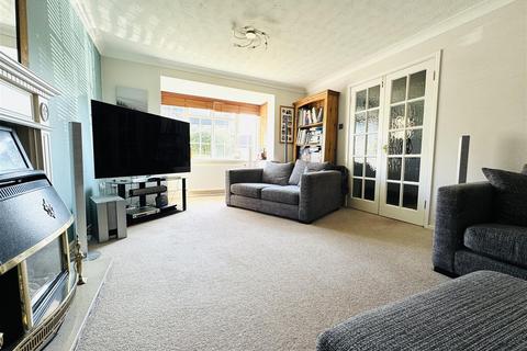 undefined, Fletchers Lane, Grange Farm IP5