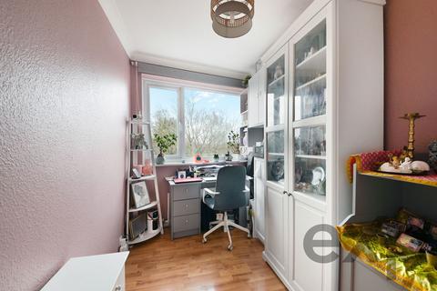 undefined, St. James Road, Sutton SM1