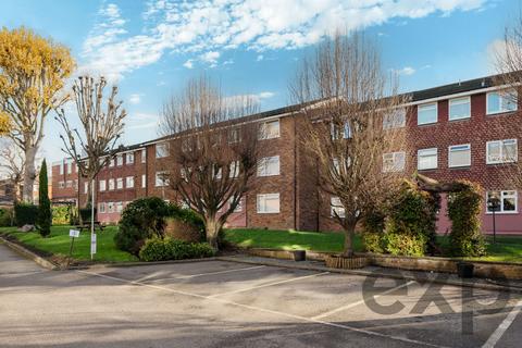 4 bedroom penthouse to rent - St. James Road, Sutton SM1