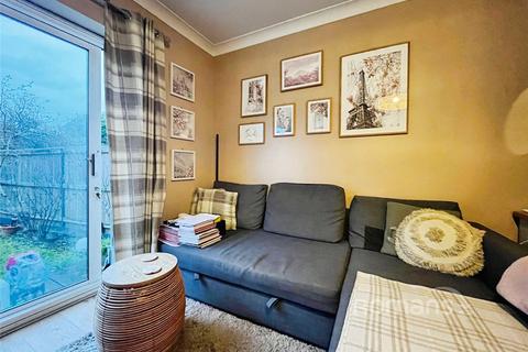 undefined, Savoy Court, Maidenhead, Berkshire