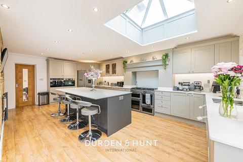 undefined, Hatch Road, Pilgrims Hatch, CM15
