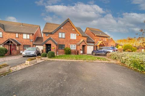 2 bedroom semi-detached house for sale, Enville Close, Walsall WS3