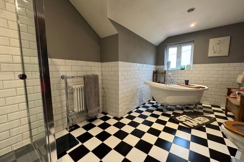 3 bedroom semi-detached house for sale, Horns Lane, Broad Town, SN4