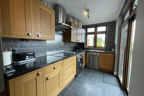 undefined, Newcastle Avenue, Hainault IG6