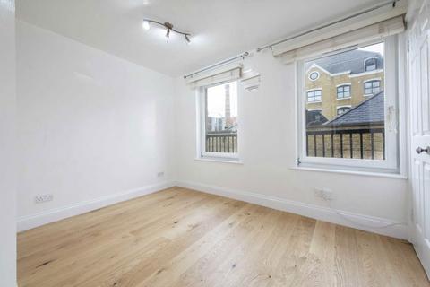 undefined, Wapping Lane, London E1W