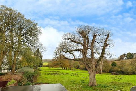undefined, Longmeadow, Exeter EX5