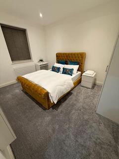 2 bedroom flat to rent, Paddington, Capital House
