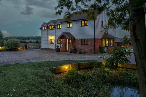 4 bedroom detached house for sale, Horseman Side, Brentwood CM14