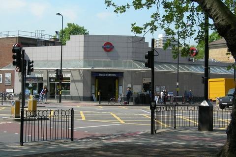 1 bedroom in a house share to rent, Kennington Park Road London SE11