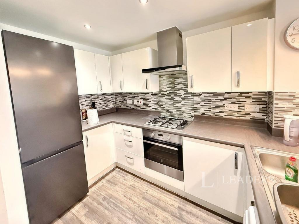 Kitchen (2)