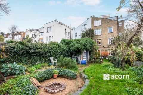 undefined, Rye Hill Park London SE15