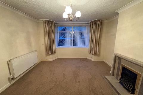 3 bedroom semi-detached house to rent, Hockley Road, Bilston WV14