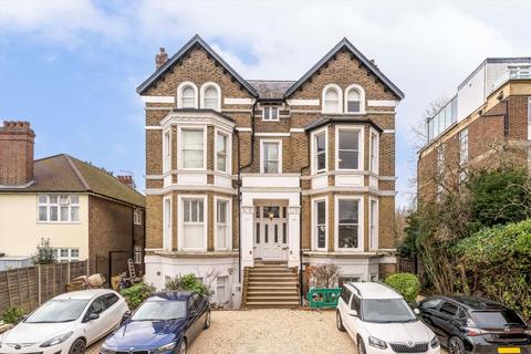 2 bedroom flat to rent, Bolton Road, London W4