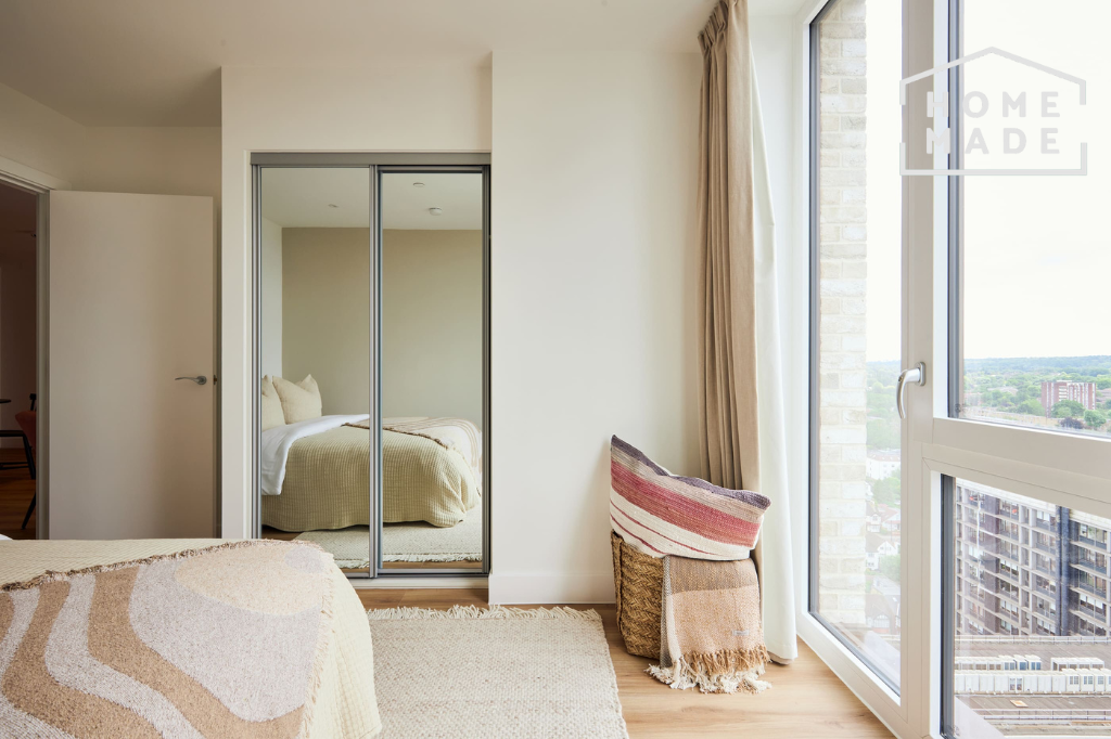 2b985b11ab84a3820a0a0b7edaeb