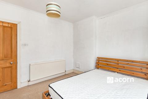 undefined, Victoria Crescent London SE19