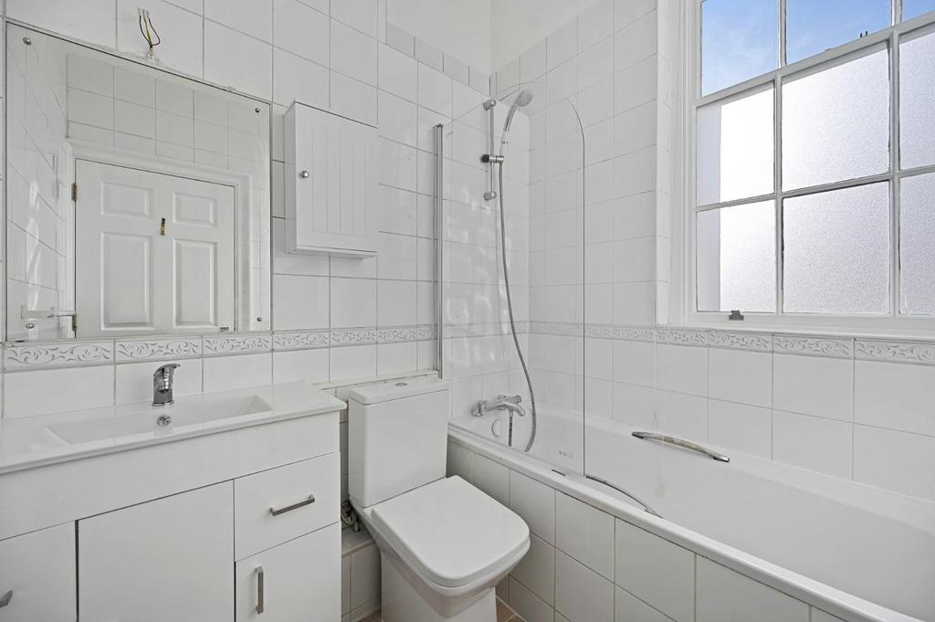 RCTEC- Flat 3, 39 York street- kitchen 6 (1).jpg