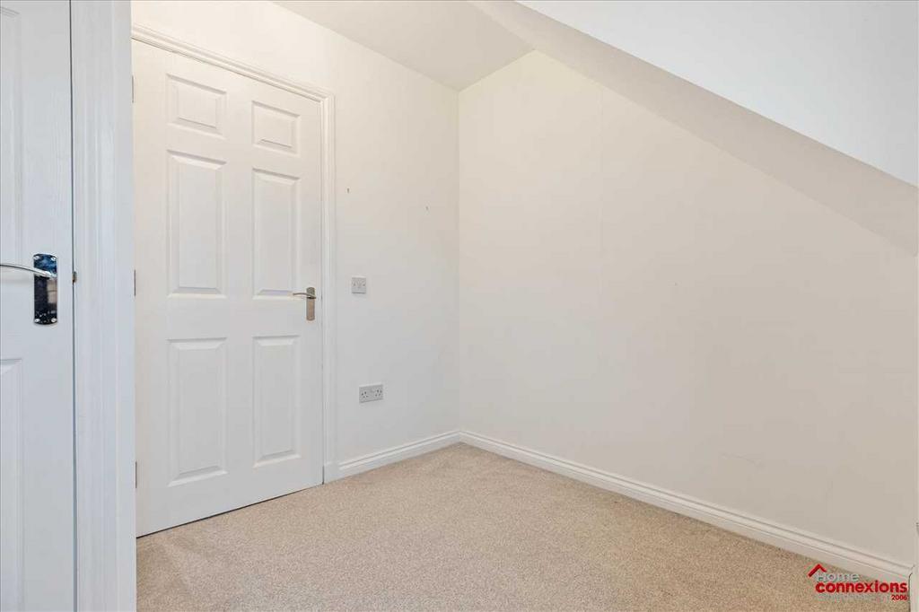 Bedroom Four (2)