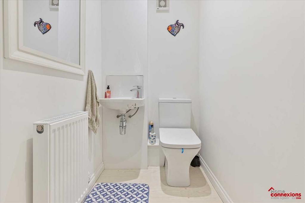 Lower Level WC