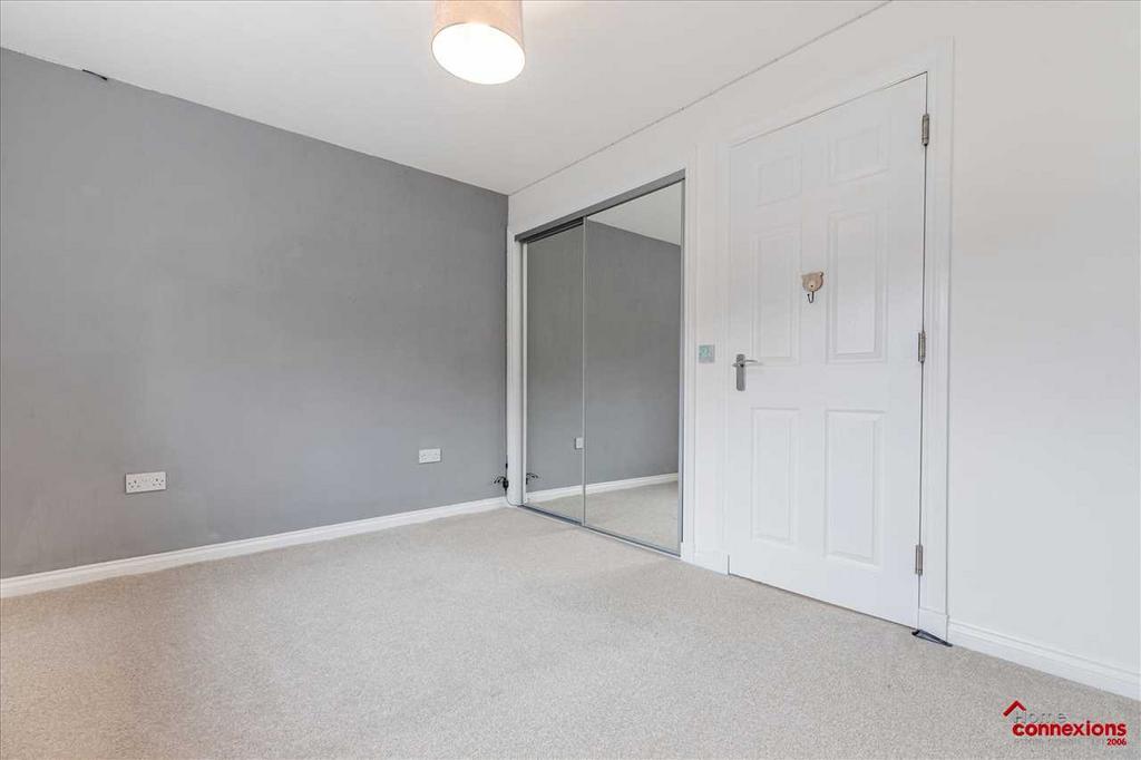 Bedroom Two (2)