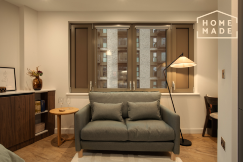 Studio to rent, Enclave Acton, W3