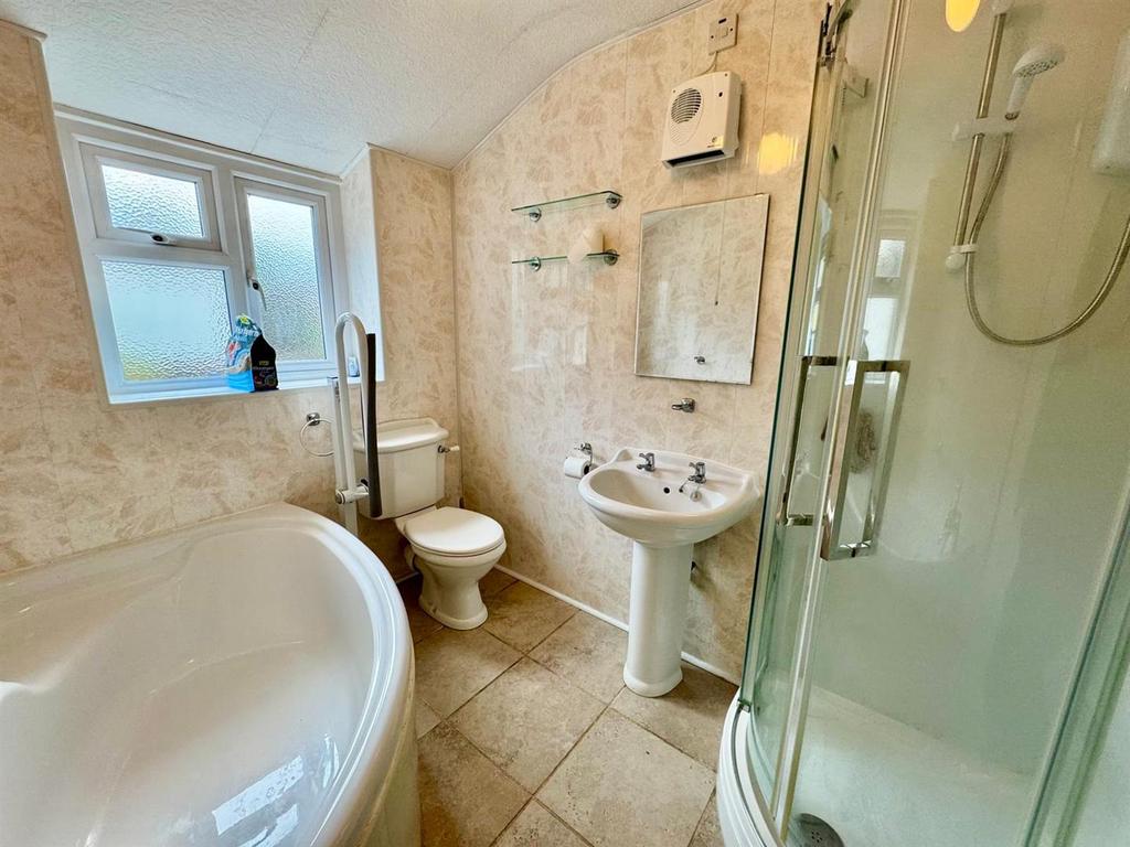 PHOTO-2025-11-27-10-28-07 (6).jpg