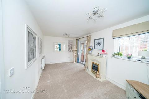 undefined, Pennine Way, Willenhall WV12