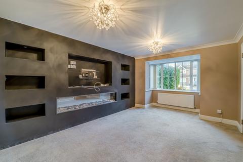 4 bedroom detached house for sale, Buzzard Close, Rogiet, Caldicot