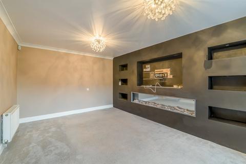 4 bedroom detached house for sale, Buzzard Close, Rogiet, Caldicot