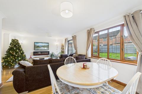 undefined, Hawthorn Rise, North Lincolnshire DN19