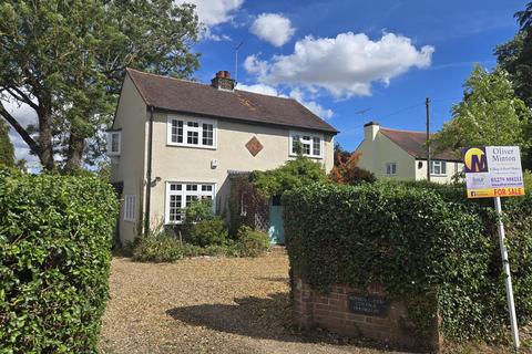 undefined, Roydon Green, High Street, Roydon