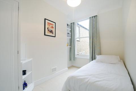 undefined, Wandsworth Bridge Road, London, SW6