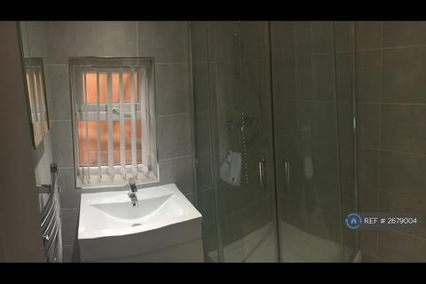 undefined, Crown Lane, Theale, RG7