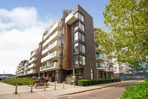 undefined, Invicta, Bristol, BS1