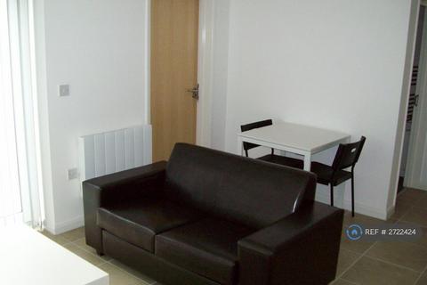 2 bedroom flat to rent, Letty Mews, Cardiff, CF24