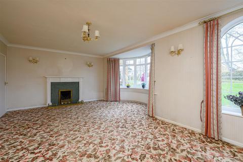 4 bedroom detached house for sale, York Street, Dunnington, York, YO19 5QW
