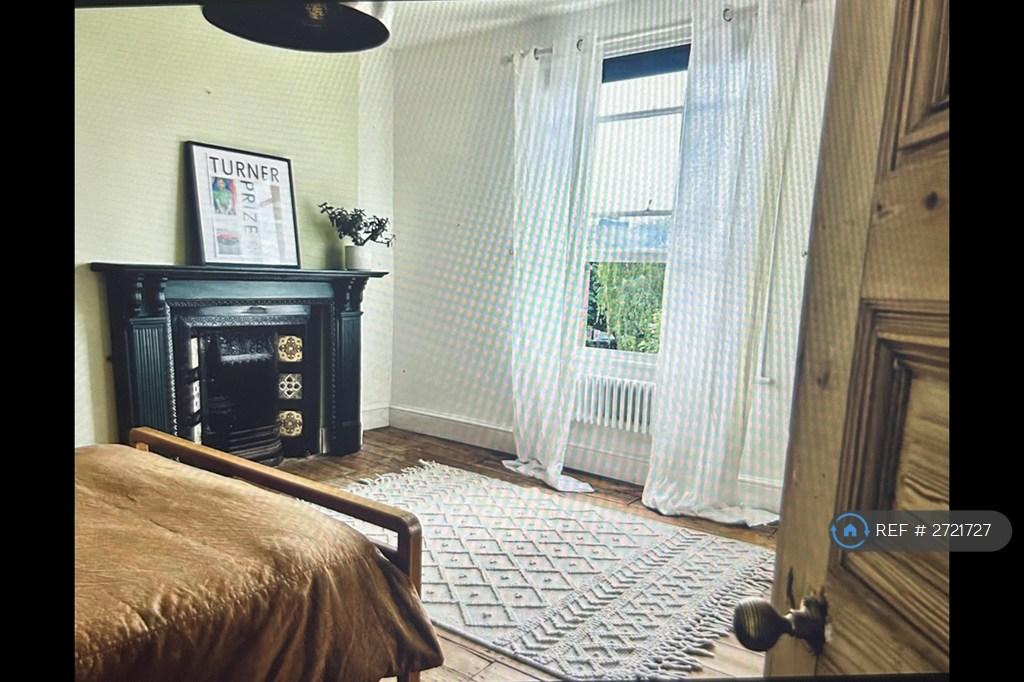 Bedroom Or Sitting Room