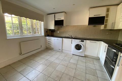 undefined, Autumn Grove, Bromley BR1
