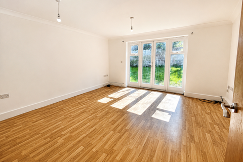 3 bedroom end of terrace house for sale, Autumn Grove, Bromley BR1