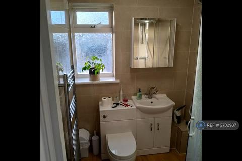 2 bedroom flat to rent, Purewell, Christchurch, BH23