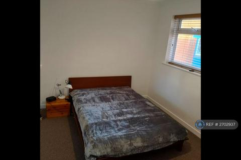2 bedroom flat to rent, Purewell, Christchurch, BH23