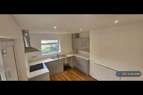 2 bedroom bungalow to rent, Tregrea Estate, Camborne, TR14