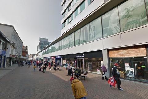 Retail property (high street) to rent, 27 Carr St Ipswich IP4 1HA