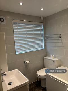 undefined, Chestnut Drive, Sale, M33